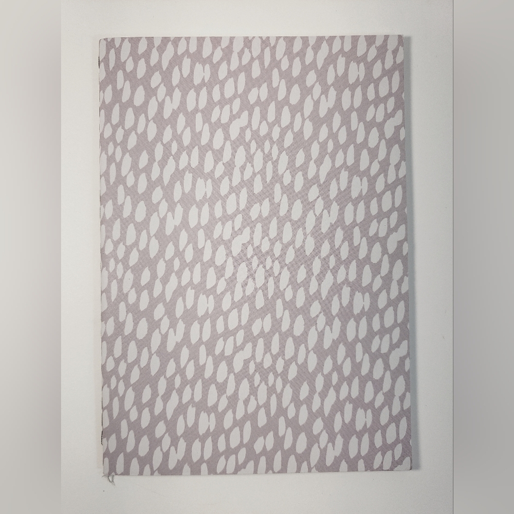 Hallmark Pale Mauve-Gray and White Patterned Wallpaper : Dot Grid